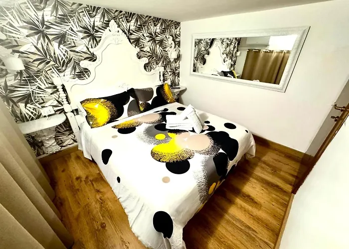 Machiavelli House Apartment Rom